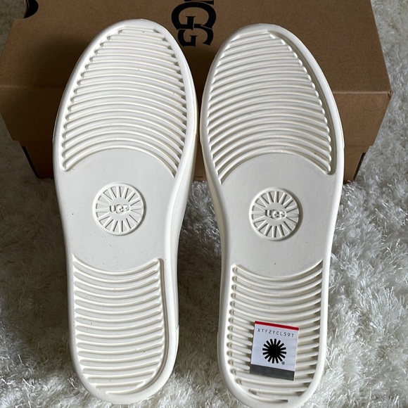 Ugg Chayze Leather Platform Slip on - Picture 4 of 7